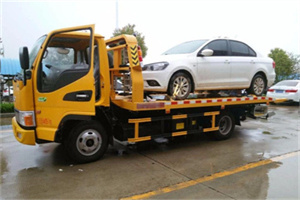 阳曲附近拖车救援24小时服务热线